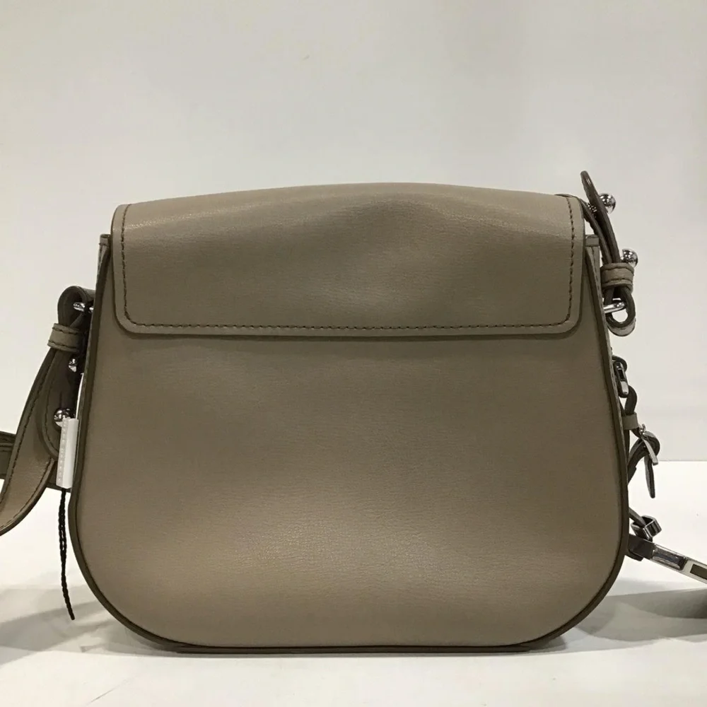 Women’s Marc Jacobs Taupe Pebbled Leather Crossbody Bag with Modern Flap Design - Picture 4 of 7